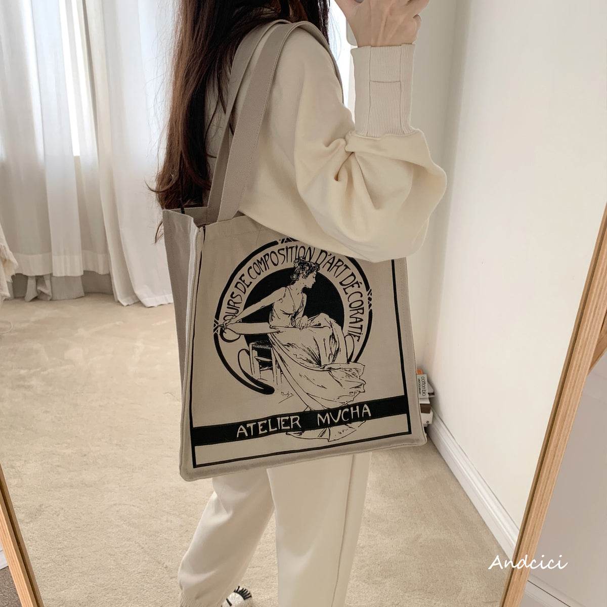 Atelier MuchaTote Bag - Casualruby