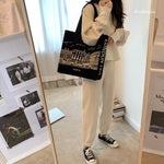 London Tea Northallerton Canvas Tote Bag with Zip - Casualruby